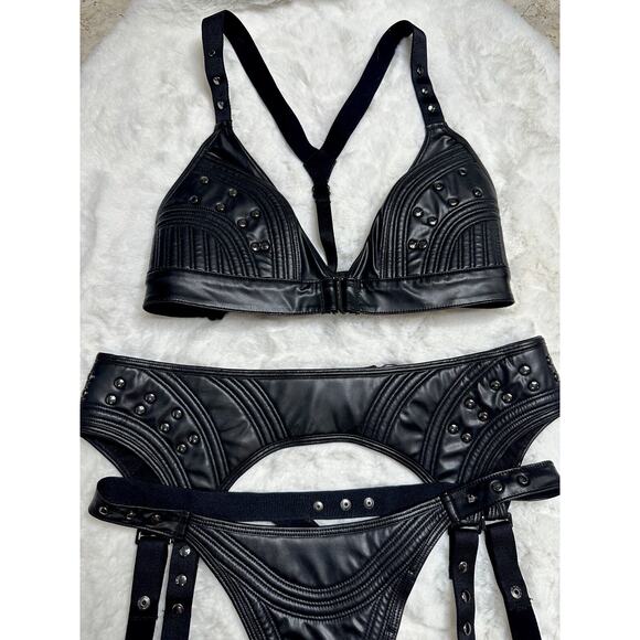 Honey Birdette CONNIE🖤 Faux Leather Studded 3 Piece Set M, M, S Thong - Picture 3 of 12